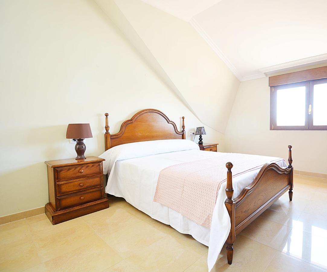 Galihost - Casa Con Precioso Jardin En Vilanova De Arousa Exteriér fotografie