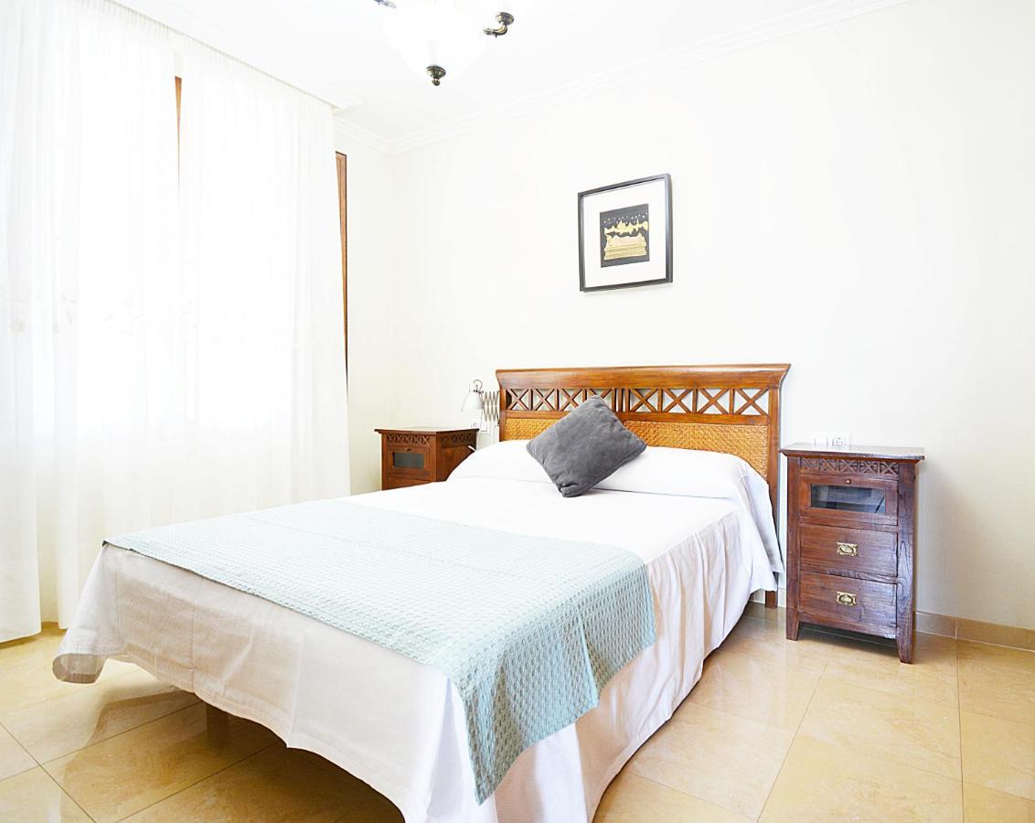 Galihost - Casa Con Precioso Jardin En Vilanova De Arousa Exteriér fotografie