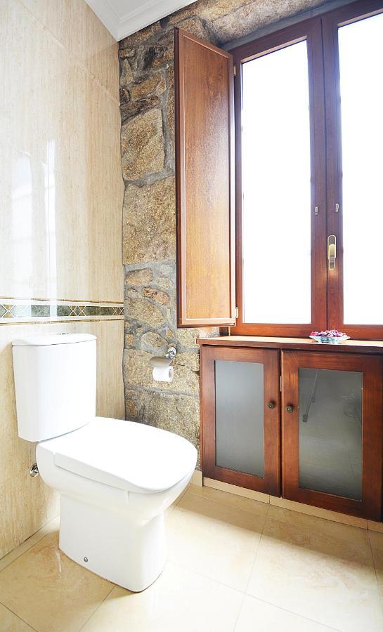Galihost - Casa Con Precioso Jardin En Vilanova De Arousa Exteriér fotografie