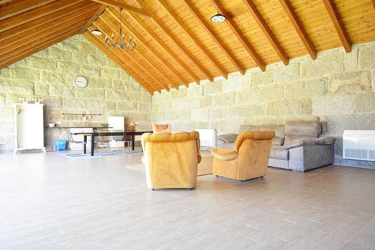 Galihost - Casa Con Precioso Jardin En Vilanova De Arousa Exteriér fotografie