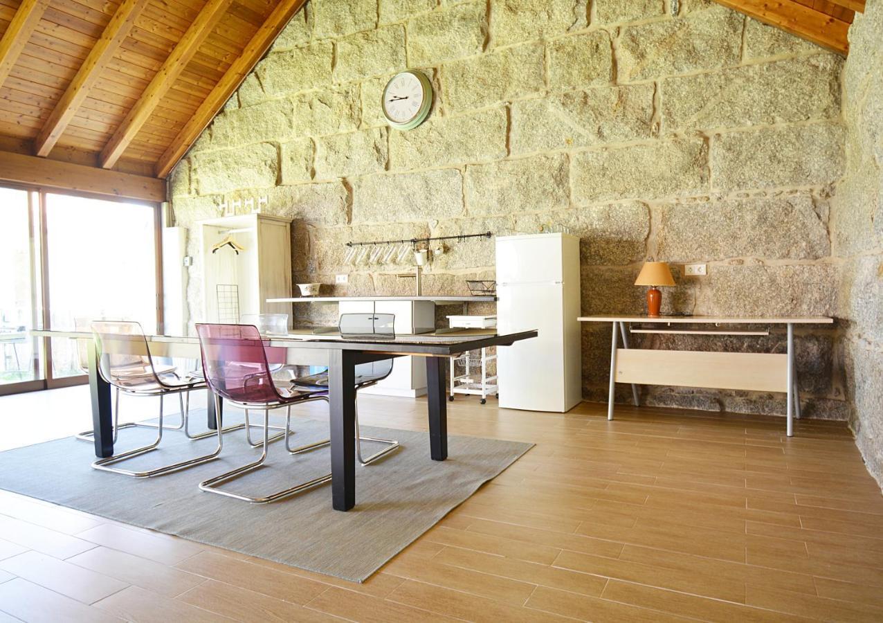 Galihost - Casa Con Precioso Jardin En Vilanova De Arousa Exteriér fotografie