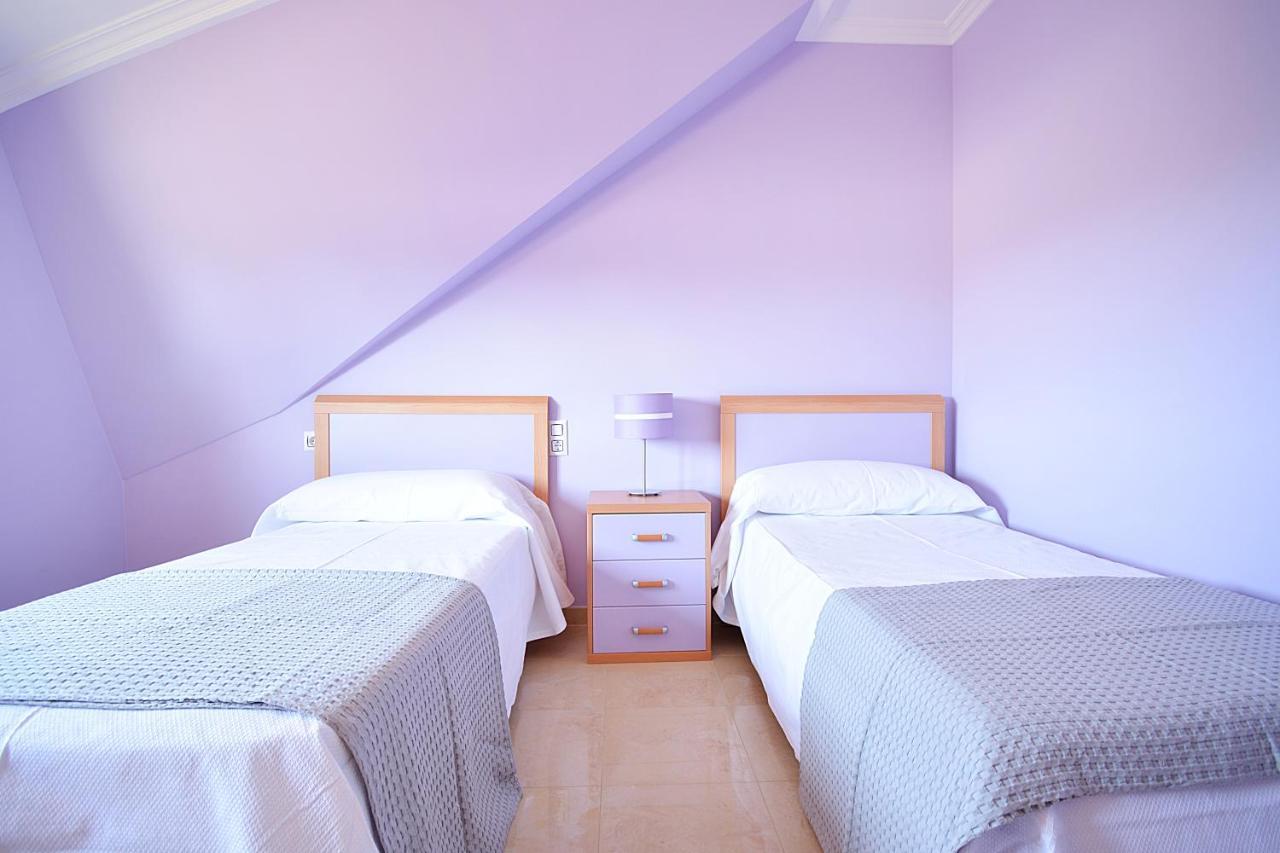 Galihost - Casa Con Precioso Jardin En Vilanova De Arousa Exteriér fotografie