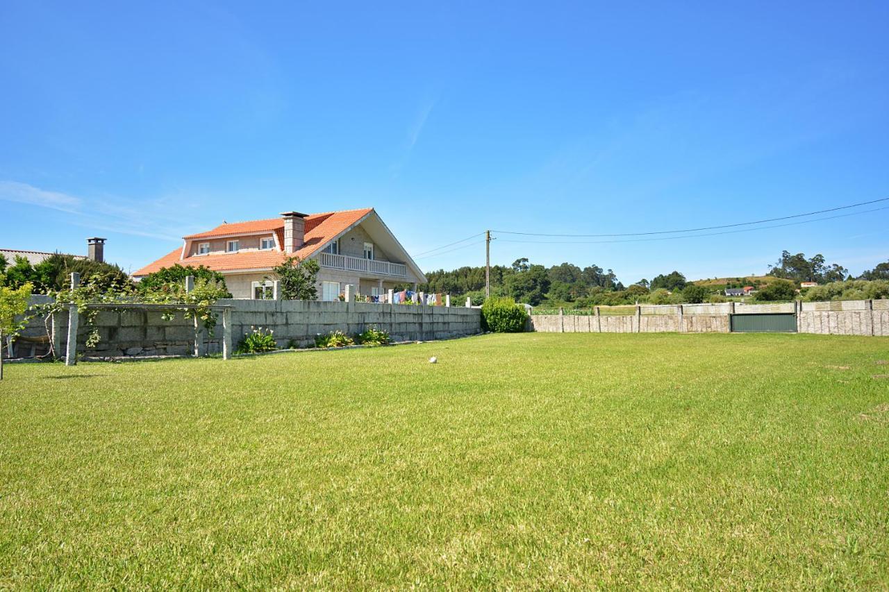 Galihost - Casa Con Precioso Jardin En Vilanova De Arousa Exteriér fotografie
